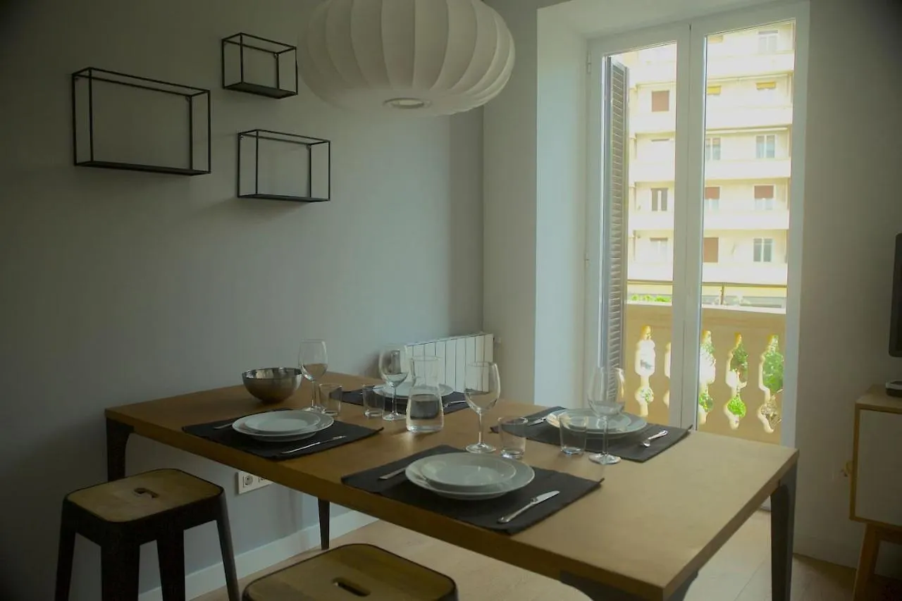 Apartamento Donostia Chic San Sebastian 0*,  Spain